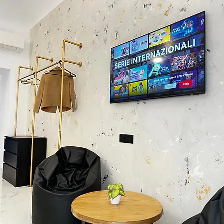 Ese Luxury - Private Jacuzzi Near Termini, Perfect For Winter 게스트하우스 로마